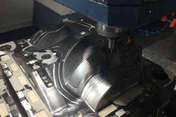 注塑模具加工是怎么著色的？