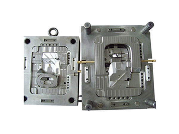 Medical accessories mold