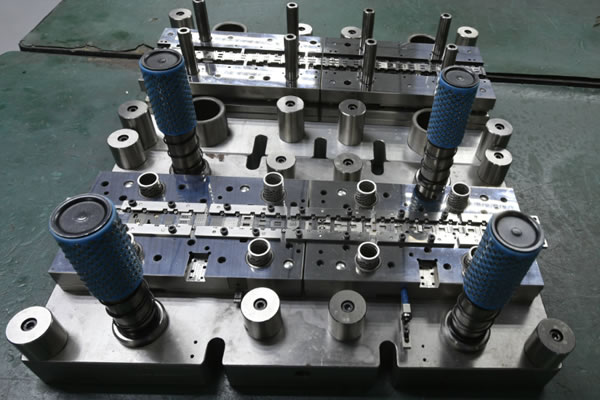 注塑模具的構(gòu)成有哪些？